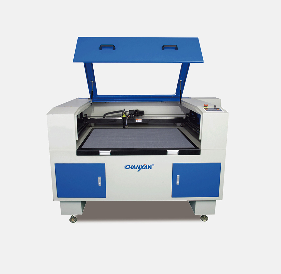 毛領(lǐng)激光切割機