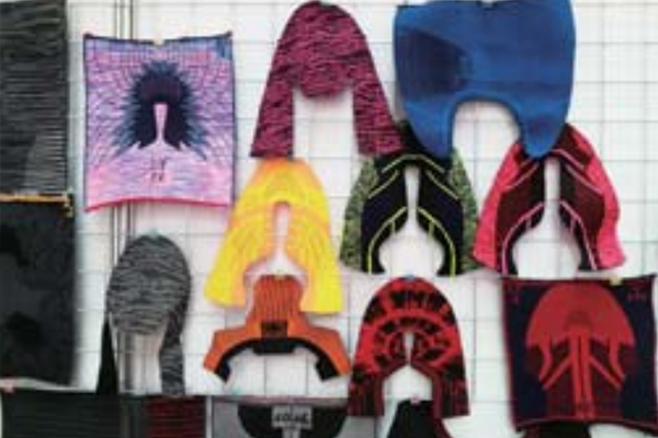 鞋面投影切割機，鞋材定位切割好幫手！